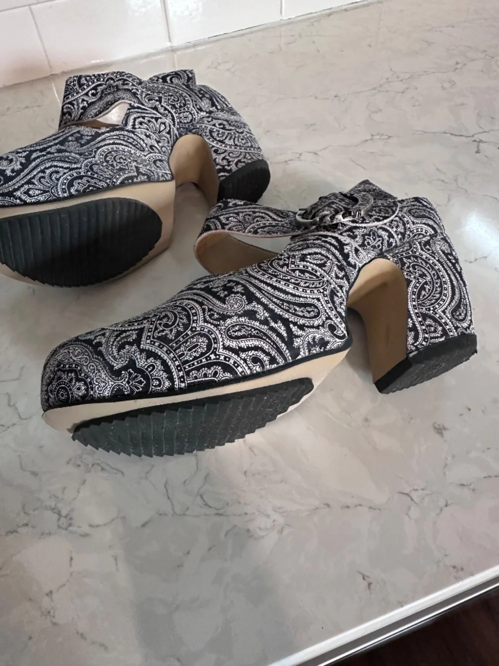 Funky cool John Fleuvig Maryjane shoes